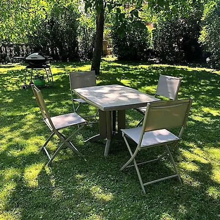 **** Le Meyerhof Apartamento
